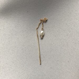 CHIME & BELL - FWP - 14K Gold Earring w. Pearl & Diamond