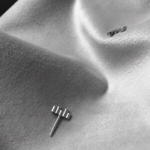 EQUALIZER Silver Earring w. Diamond
