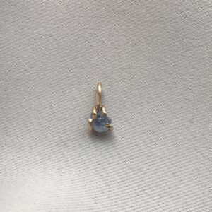 GLOW 14K Gold Pendant w. Blue Rough Sapphire