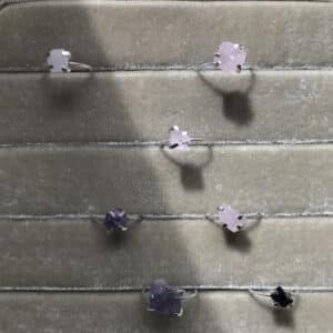 GLOW Silver Ring w. Rough Amethyst